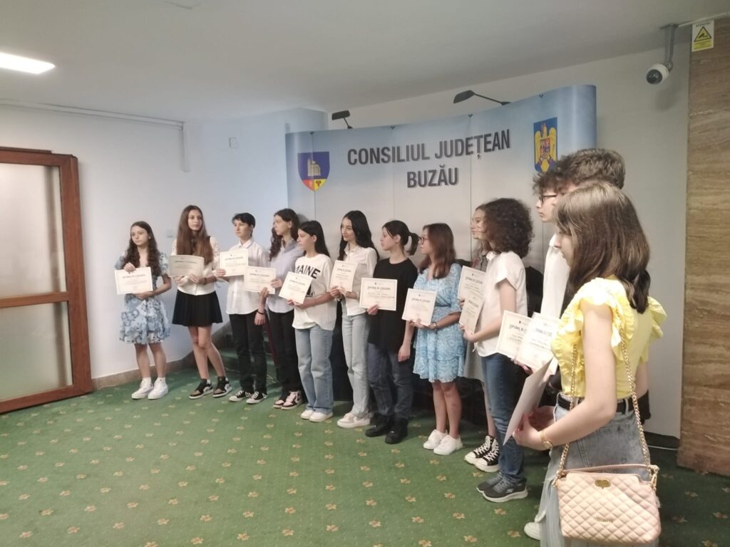 elevi de 10